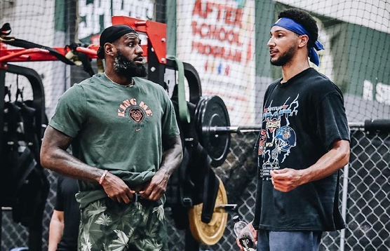 尽管他有过 尽管他有过